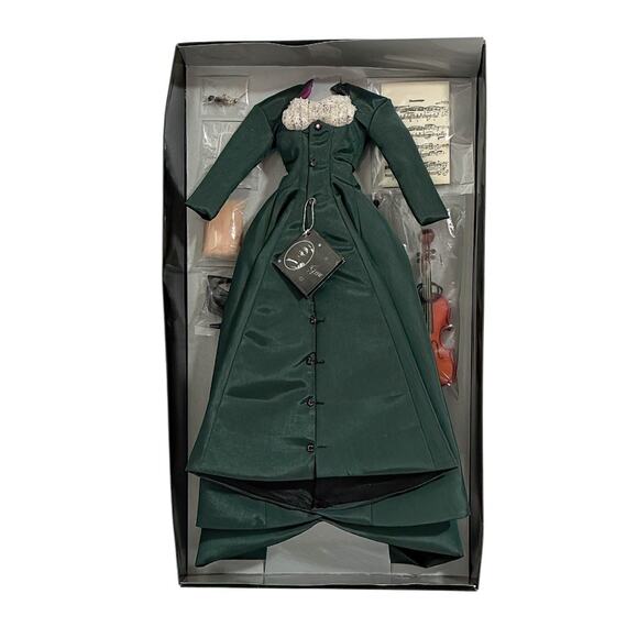 1996 Ashton Drake Gene Doll “Cresendo"Costume Ensemble NRFB - Picture 2 of 6